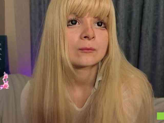 Charlotte-mitchelle webcam