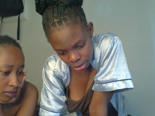 MysticCharm's Live Webcam