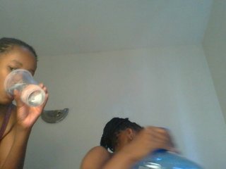 MysticCharm's Live Webcam