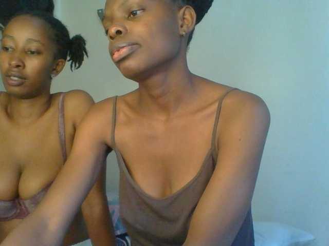 MysticCharm live cam profile