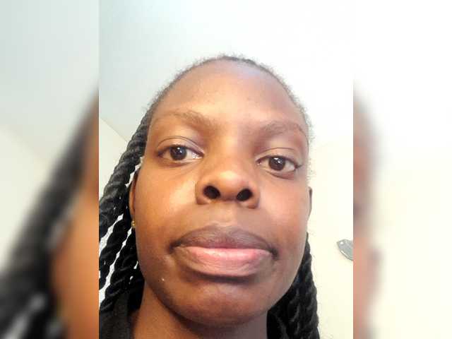 MysticCharm – webcam model profile photo