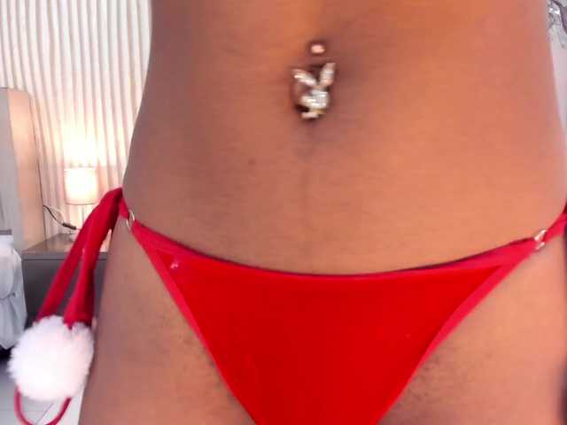 Aisha-Loren's BongaCams show and profile