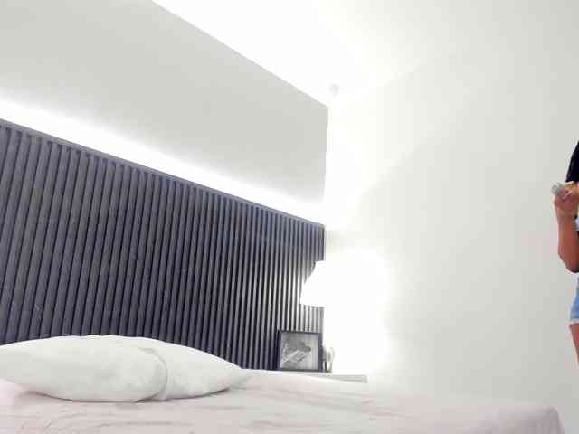 Aisha-Loren Aisha-Loren