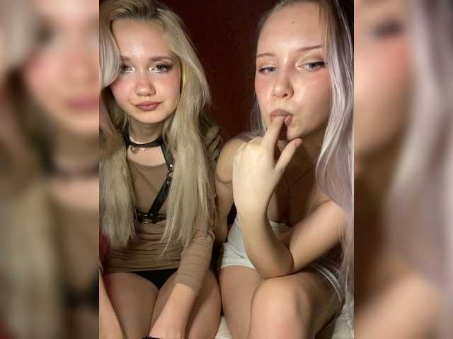 BlondeDuet – webcam model profile photo