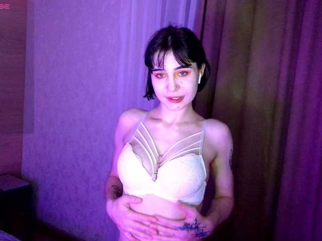 LiliJane's BongaCams show and profile
