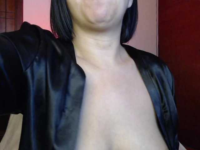 Pandoragirlxxx's BongaCams show and profile