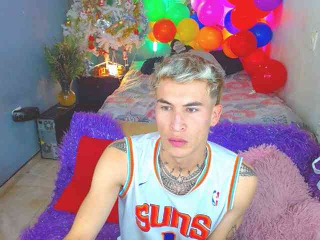 latin-boysxxx latin-boysxxx