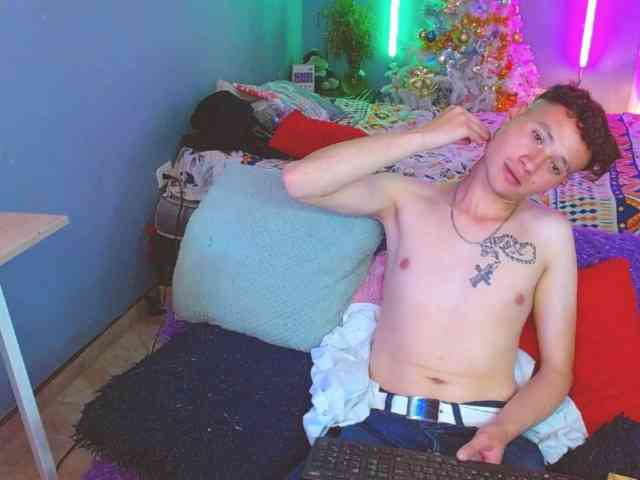 latin-boysxxx latin-boysxxx