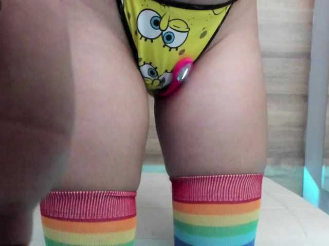 GummyLuv's BongaCams show and profile