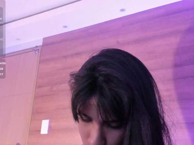 GummyLuv's BongaCams show and profile