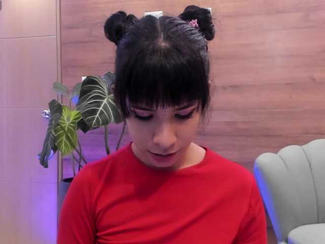 GummyLuv's BongaCams show and profile