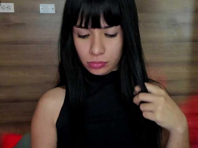 GummyLuv from BongaCams