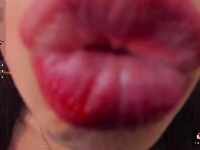 GummyLuv's BongaCams show and profile