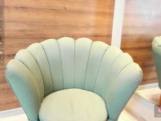 GummyLuv's BongaCams show and profile