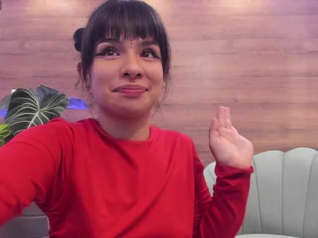 GummyLuv's BongaCams show and profile