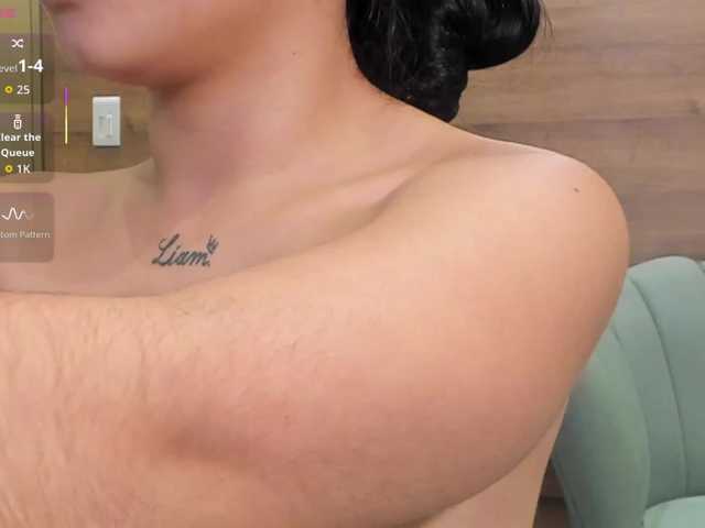 GummyLuv's BongaCams show and profile