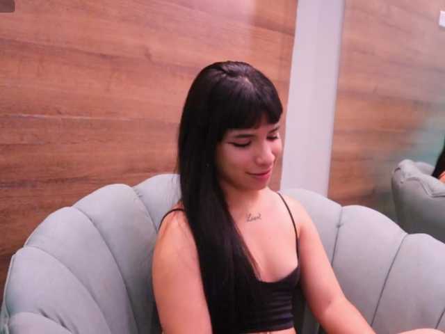 GummyLuv's BongaCams show and profile