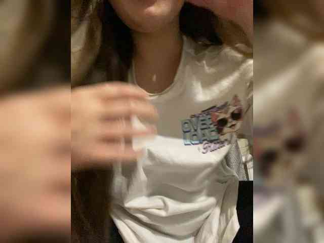 Regina-Lynne Live Webcam on BongaCams