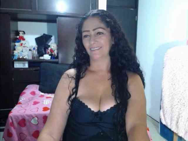 MeganTaylor777 webcam