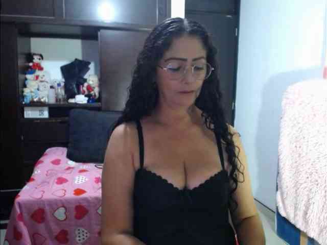 MeganTaylor777 webcam