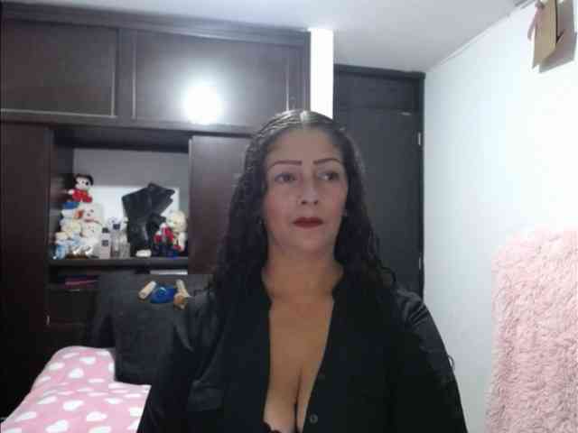 MeganTaylor777 webcam