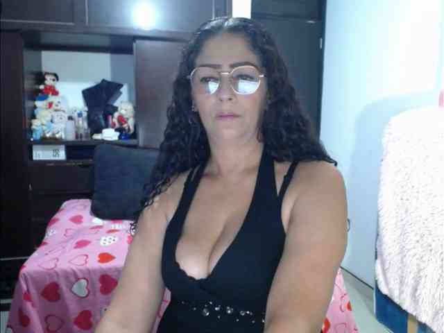 MeganTaylor777 webcam