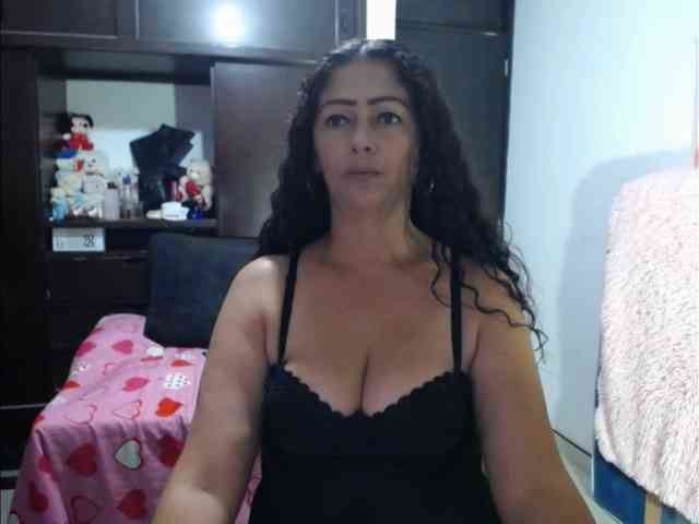 MeganTaylor777 webcam