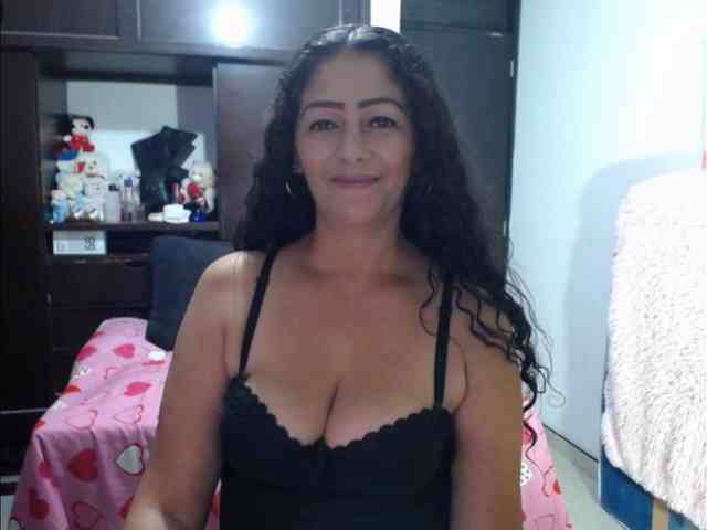 MeganTaylor777 webcam