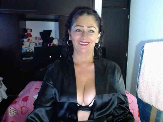 MeganTaylor777 webcam