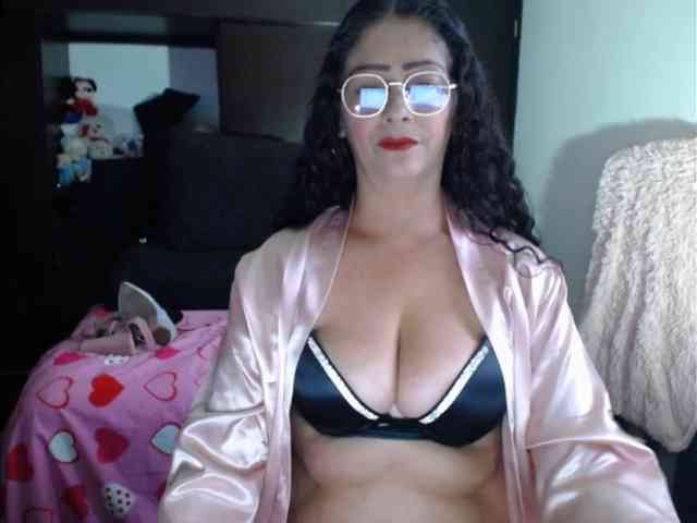 MeganTaylor777 MeganTaylor777