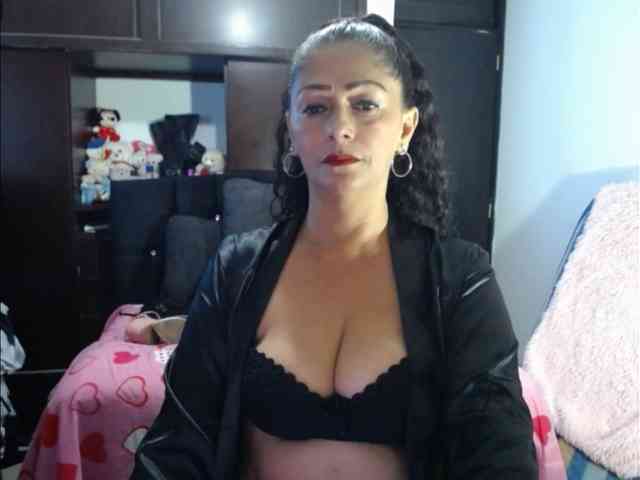 MeganTaylor777 webcam