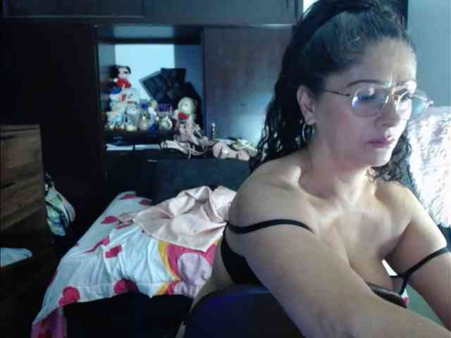 MeganTaylor777 webcam