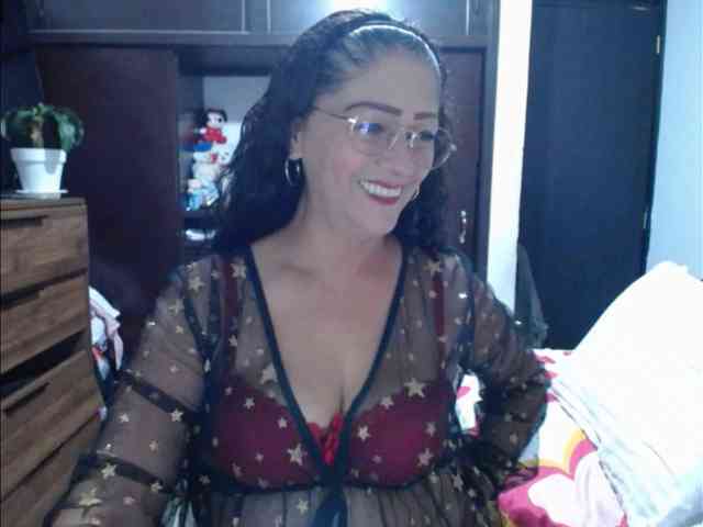 MeganTaylor777 webcam