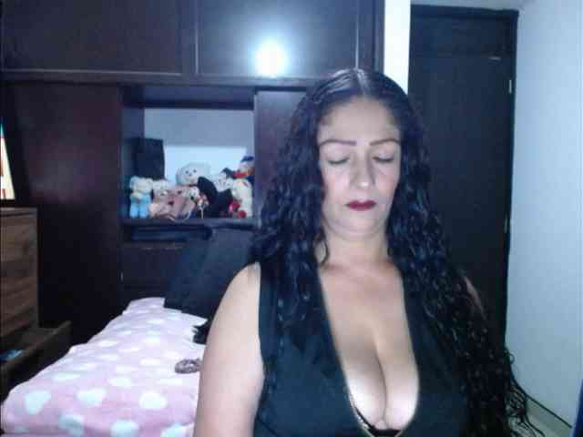 MeganTaylor777 MeganTaylor777