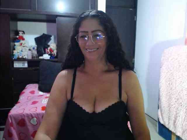 MeganTaylor777 webcam