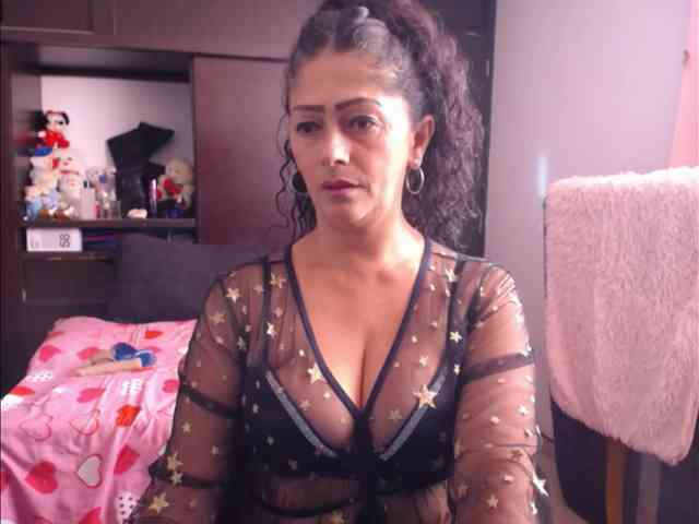 MeganTaylor777 webcam