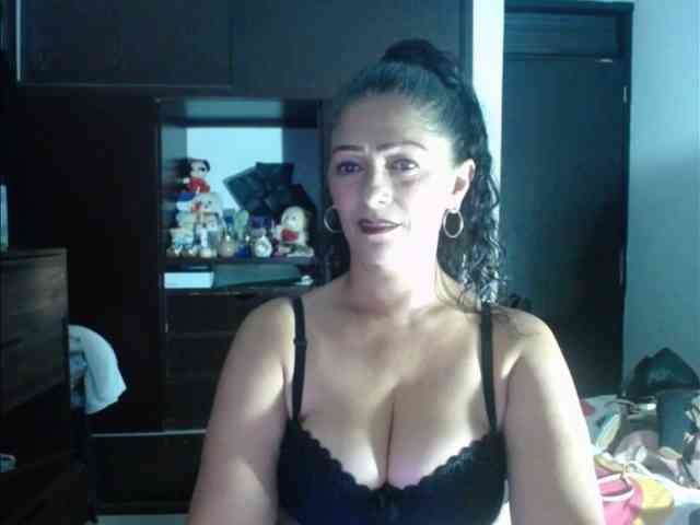 MeganTaylor777 webcam