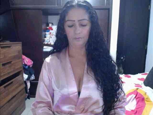 MeganTaylor777 webcam