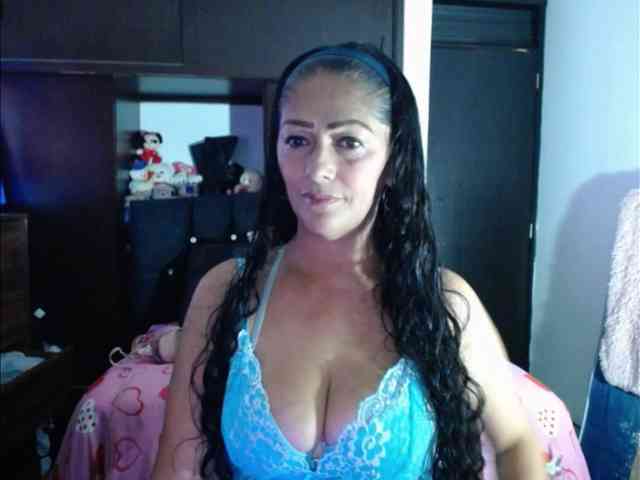 MeganTaylor777 webcam