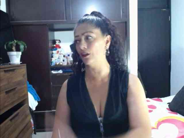 MeganTaylor777 webcam