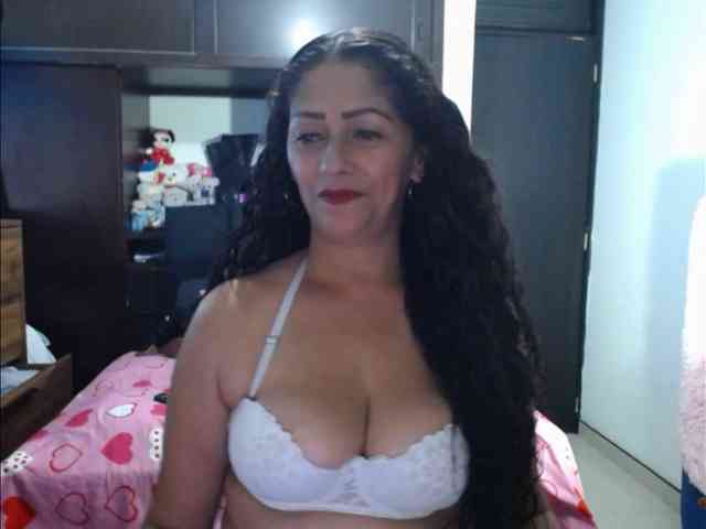 MeganTaylor777 webcam