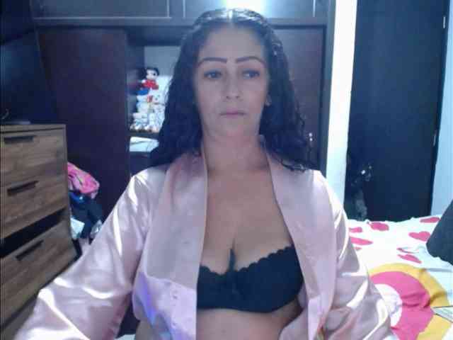 MeganTaylor777 webcam