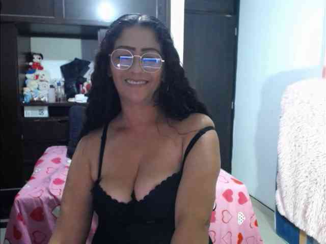 MeganTaylor777 webcam