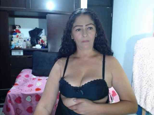 MeganTaylor777 webcam