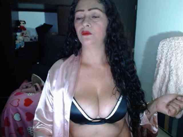 MeganTaylor777 webcam