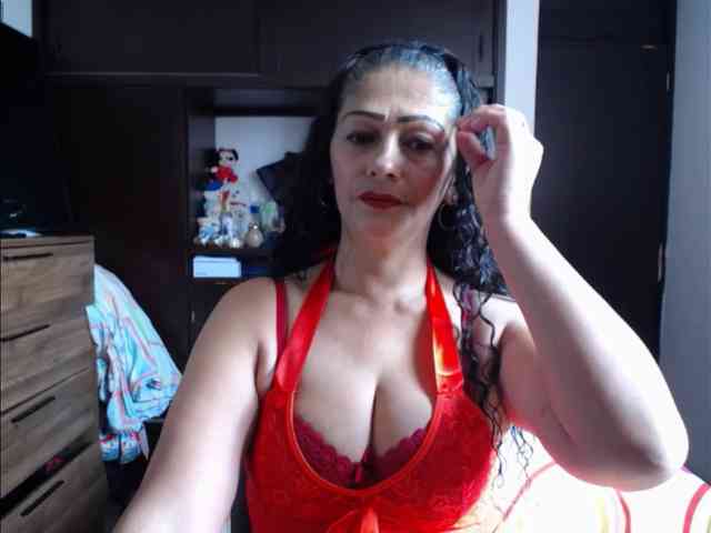 MeganTaylor777 webcam