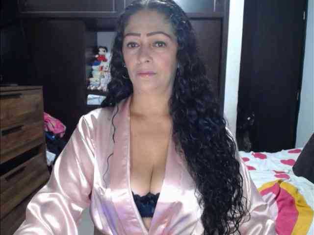 MeganTaylor777 webcam