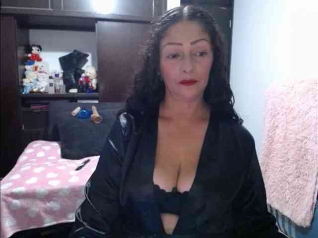 MeganTaylor777 webcam