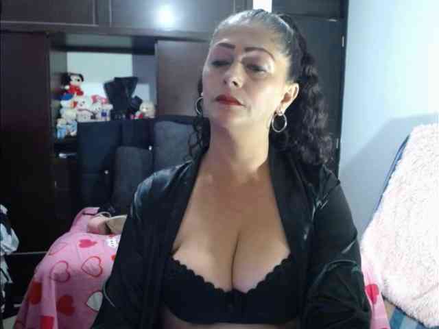 MeganTaylor777 webcam