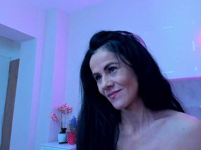 brianaflynt's BongaCams show and profile